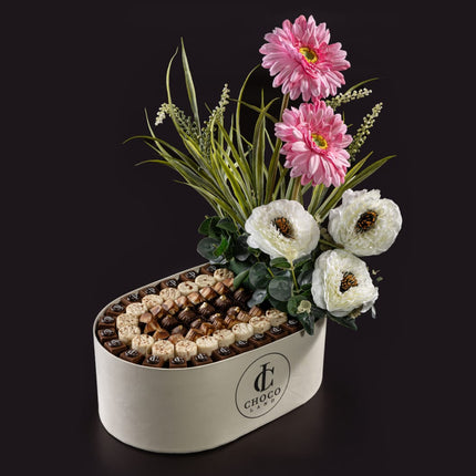 ستاند مخملي أبيض