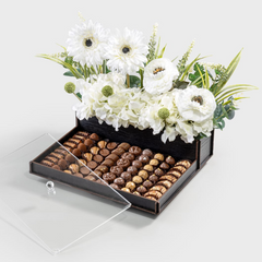 Collection image for: Chocolate Stands and Trays